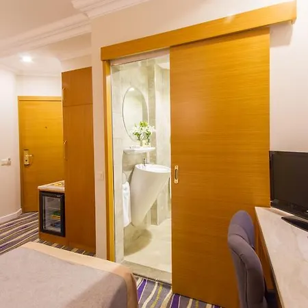 Dogan Royal Hotel 3*